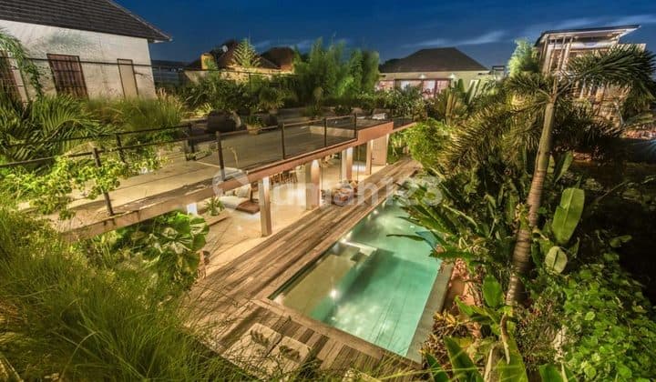 Leasehold Modern Minimalist Villa with Access to Batu Belig Beach