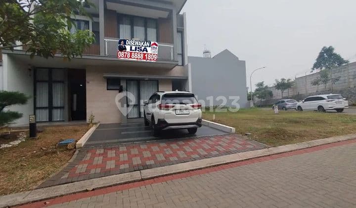 La.1309 For quick sale, a 2-story house in a new cluster of the tourist city, behind Starbucks.