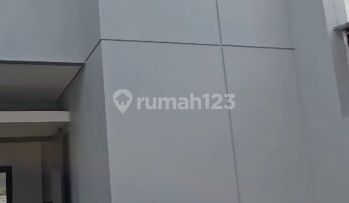 Dijual Rumah 2lt Di Podomoro Golf Estate Dekat Dari Pintu Tol.l Cimanggis