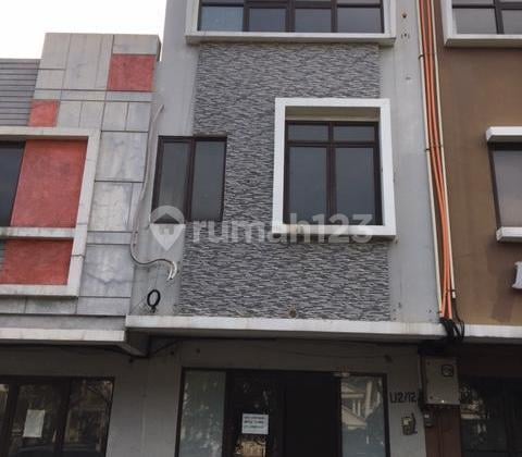 Disewakan Ruko 4lt Siap Huni Strategis. Di Newton Legenda Wisata Cibubur