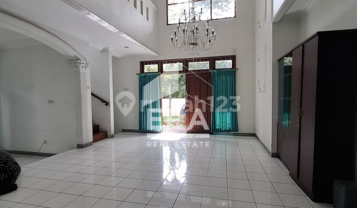 La.1054 Dijual Cepat Rumah 2lt Citra Gran Cibubur Siap Huni
huni 2 Lantai