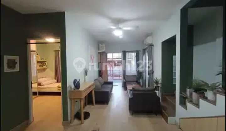 For Sale Beautiful House in Kemanggisan West Jakarta