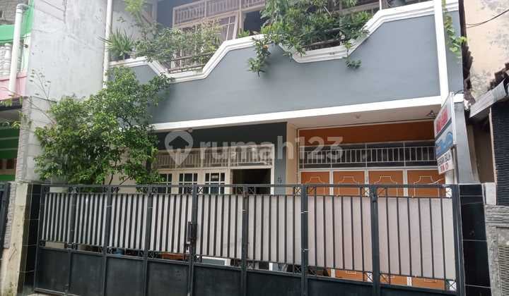 Rumah Siap Huni Lingkungan Tenang 2 Lantai Di Cipinang