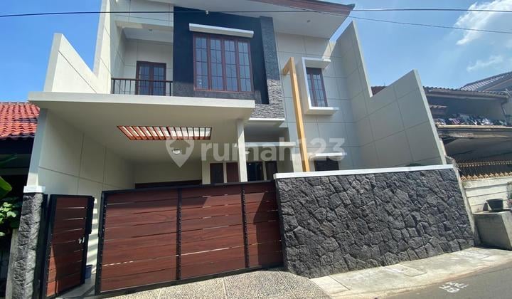 RUMAH BARU FULL FURNISH HADAP TIMUR DI PULO ASEM RAWAMANGUN