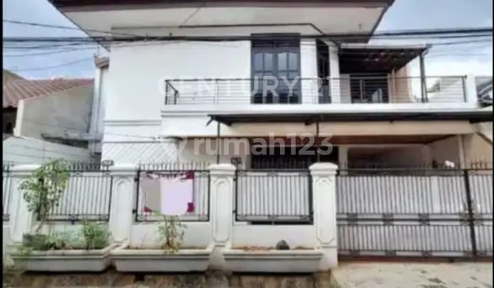 Ready-to-Occupy House in Rawamangun, Jl. Ikan Ikan