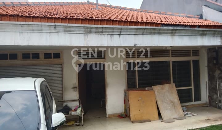 Rumah Lama Di Keramat Pela, Kebayoran Baru