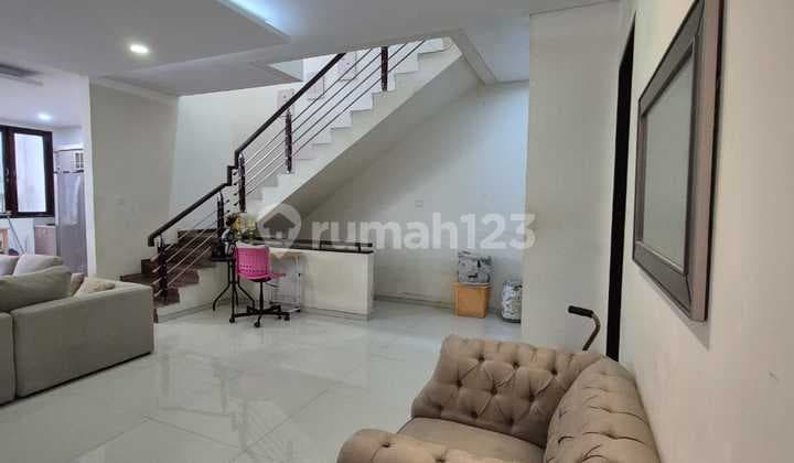 Rumah Terawat Siap Huni, Dalam Komplek Lebak Bulus