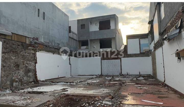 PONDOK INDAH LOT - Quiet Location