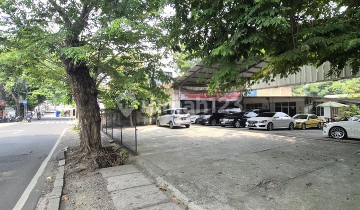 Disewakan Area Kebayoran Baru. Cocok Untuk Padel