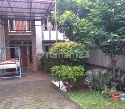 Rumah 2 Lantai di Kalibata