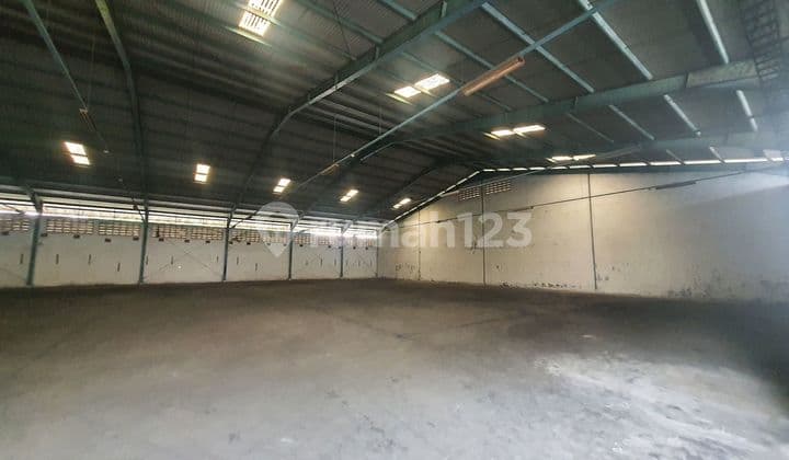 Gudang Disewakan di Mm 2100 Bagus