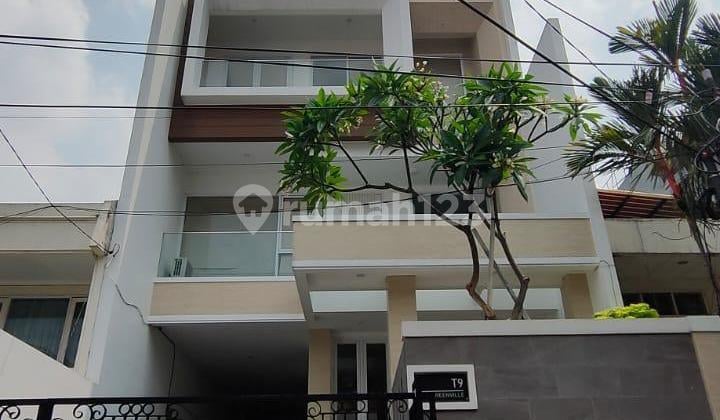 Rumah 3 Lantai Green Ville Siap Huni