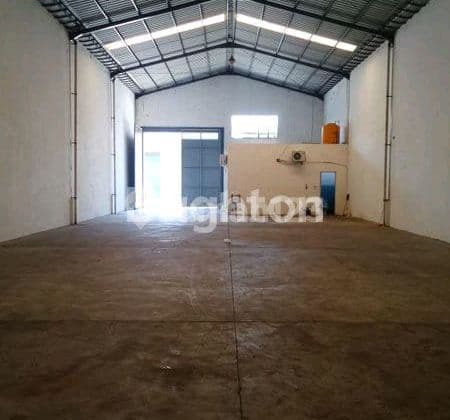 Sewa Gudang Tritan Gedangan Akses Kontainer