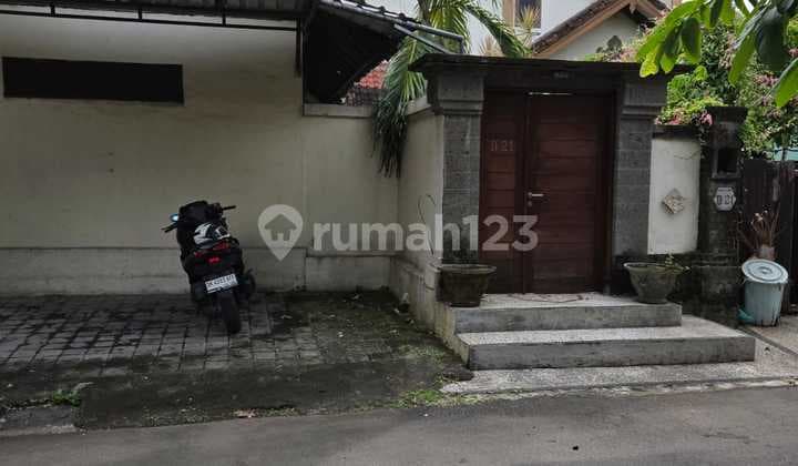 Disewakan Rumah Lokasi Strategis Dekat ke Sanur dan Sekolah Internasional
