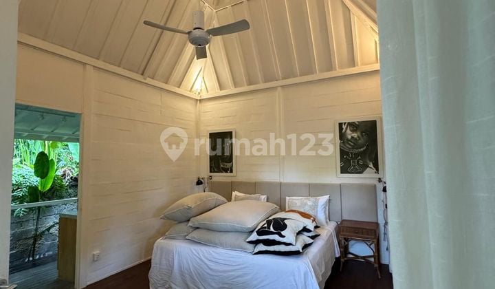 Cheap Leasehold Only Villa Central Seminyak