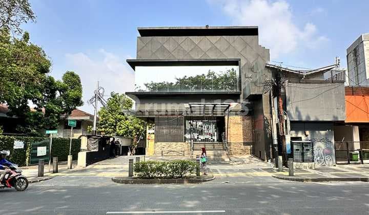 Gedung komersial KEMANG RAYA.LT.635/LB.1800. SHM. 3Lt. Harga 32M