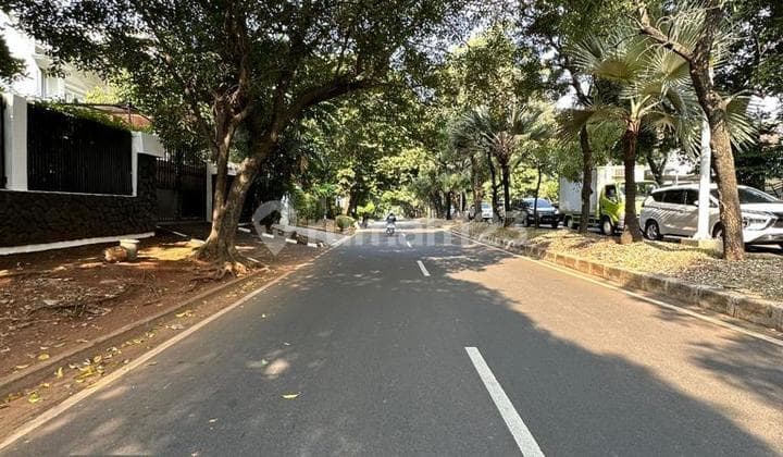 Jual Tanah Strategis di Jalan Sekolah Duta Raya, Pondok Indah, LT.661 + LT.665. Total luas 1.326 m². Jual 59,67M! DENNIS WONG - 08522291xxxx