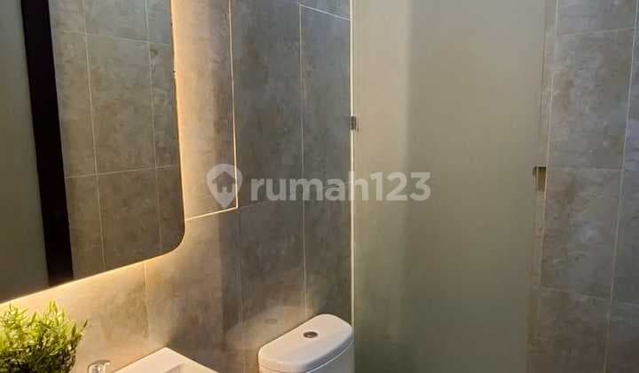 Rent Cheap House in Kuta Bali. Land Area 120m2. Price 180 Million Per Year.