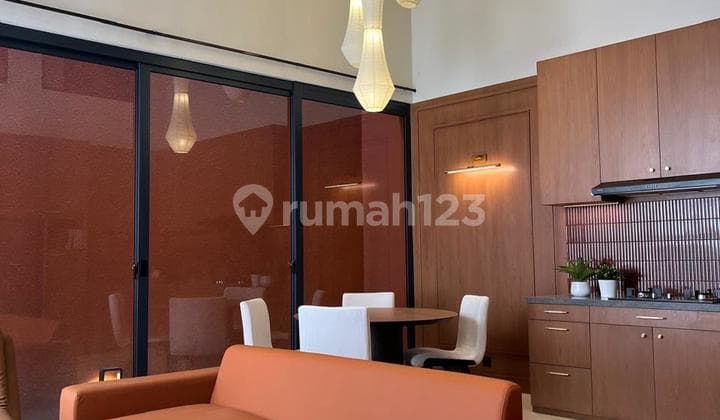 Rumah Baru Wangsakerta Kota Baru Parahyangan, Konsep Bandung Tempo Doeloe, Full Furnished & Electronic