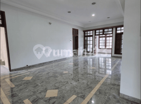 FOR SALE/RENT LUXURY READY-TO-OCCUPY HOUSE Permata Buana Size 12x33 (400m²) - MARBLE Flooring!