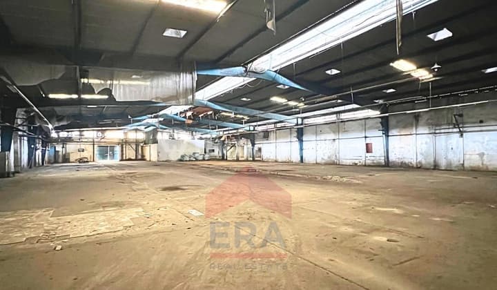 Disewakan Gudang ex Pabrik di Tangerang Kota strategis jln raya.