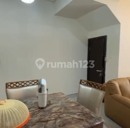 JUAL CEPAT BU SEBELUM DI LELANG RUMAH FURNISHED DI LAVON ENCHANTA