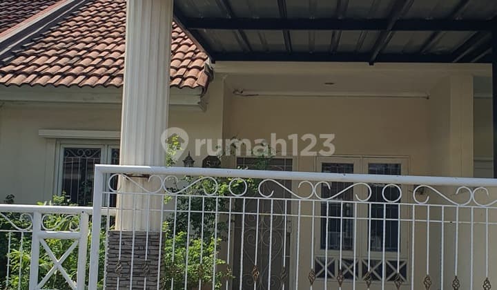 Dijual Rumah SIAP HUNI di dalam cluster Taman Royal I, Cipondoh