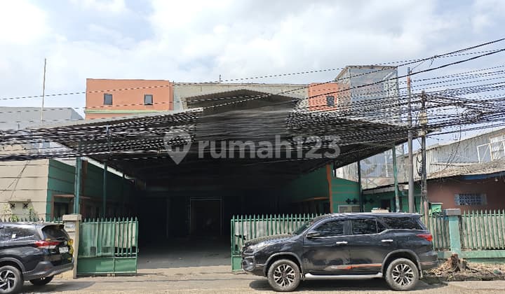 DISEWAKAN Bangunan Siap Pakai Lokasi Strategis Karawaci, Kota Tangerang