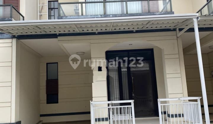 DIJUAL Cepat BU!! Rumah 2 Lantai Lavon Swancity Cluster Allura