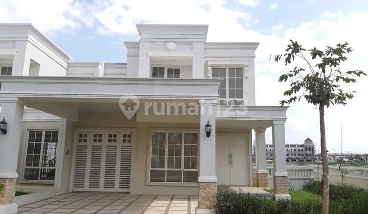 Rumah Mewah di Klaster Premium Bandung