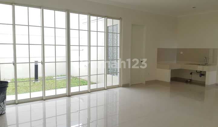 Sewa Rumah Podomoro Park Klaster Anapuri Dengan View Dekat Danau