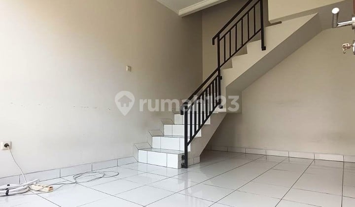 RUMAH 2 LANTAI MURAH AKSES MUDAH DEKAT STASIUN