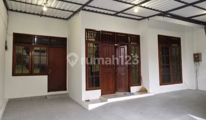 Rumah di Kopo Kencana Sayap Peta Dekat Citylink