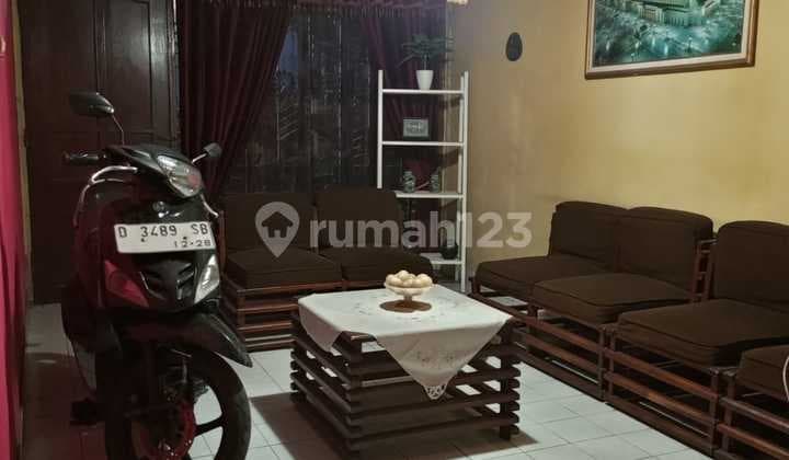 Rumah Tinggal 2 Lantai di Komplek Pharmindo Bandung