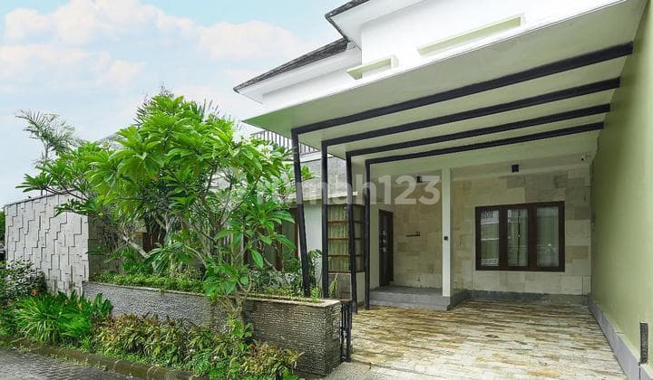 For Sale! Rumah Villa dengan Kolam Renang, Kori Nuansa Jimbaran Bali
