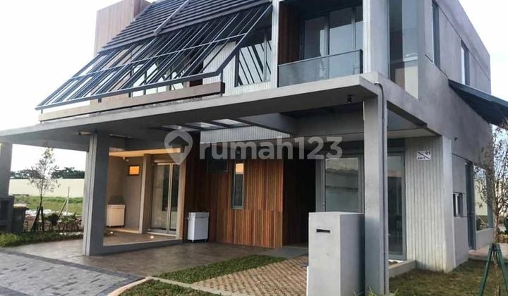 Rumah 2 Lantai Modern Ala Jepang Full Furnish Dekat Mal, Tol, MRT