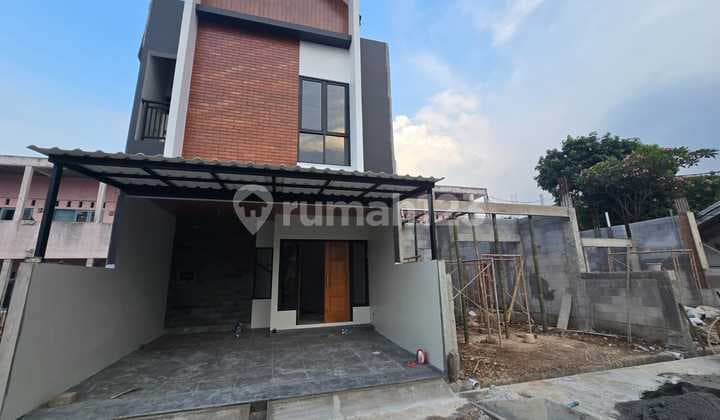 Rumah 2 Lantai Baru Siap Huni Unit Terbatas Dekat Akses Lrt