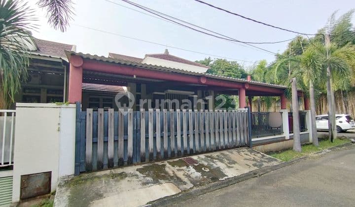 Rumah Hoek Mewah & Asri di Cluster Aralia Harapan Indah - Lahan 257M² Hadap Selatan