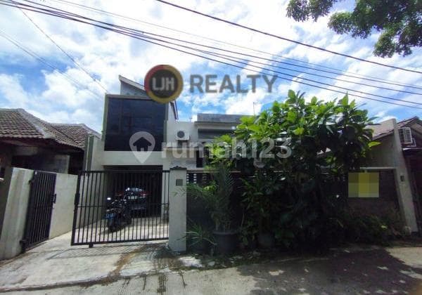 Dijual Rumah 2 Lantai Siap Huni di Bekasi Timur