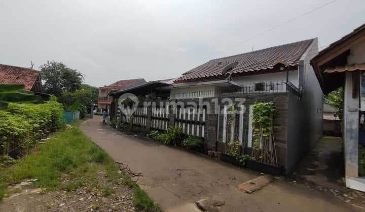 Rumah di Babakan Tarikolot Nanggewer Cibinong