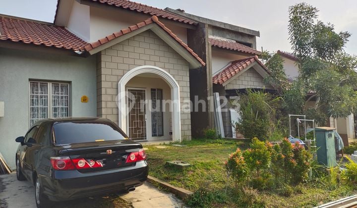 Dijual Rumah di Jl Salvador Rancamaya Utama