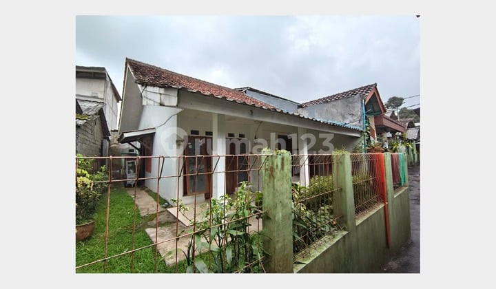 For Sale House and Land in Cibedug Village, Ciawi District, Bogor Regency
