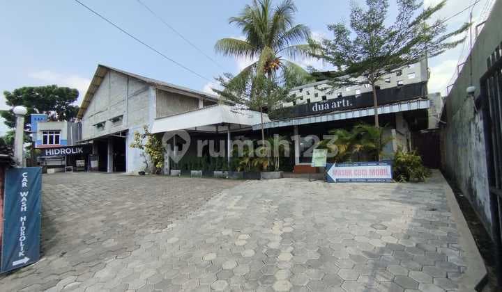 Business Place Cafe & CarWash, Jalan Tumenggung Wiradireja, Tanah Baru, North Bogor