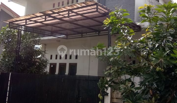 Rumah 2 Lantai Luas Dekat Akses Tol Bekasi Barat Pekayon, Bekasi