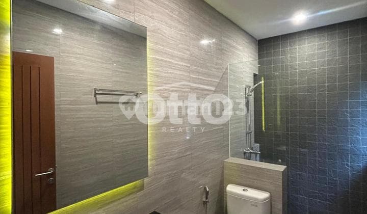 Rumah Bagus Dalam Komplek Lebak Bulus Jakarta Selatan Aw