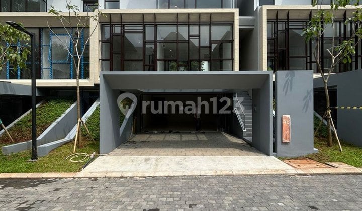 Rumah New Siap Huni di Perumahan Eksklusif Serenia Hills Jakarta Selatan