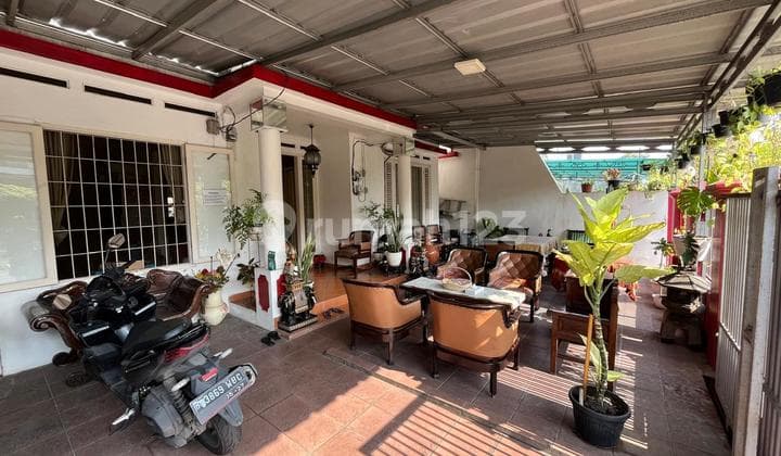 Rumah Dalam Komplek Bintaro Strategis Dekat Sektor 9 Ryk