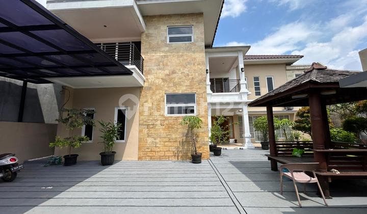 Rumah Luas Mewah cantik Di Selatan Jakarta di kompleks daerah Jurangmangu Furnish Nego Sampai Deal