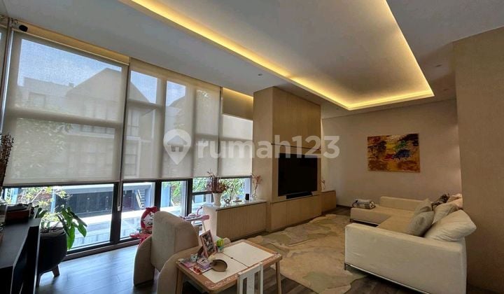 Rumah Sewa Full Furnish Bagus 3 Lt Di Serenia Hills Jaksel And