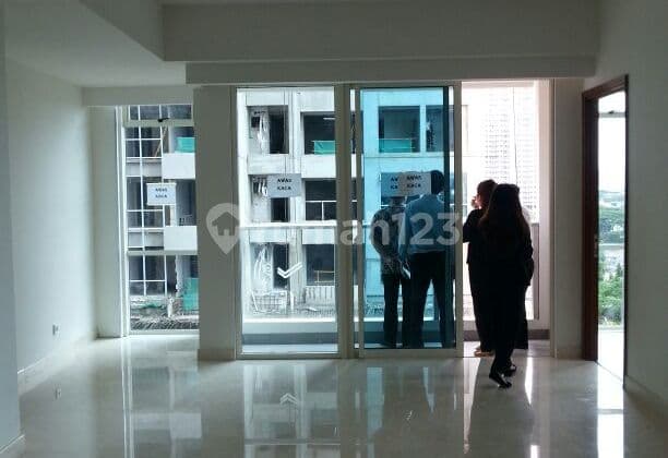 The Kensington Royal Suite Tower Belmont Apartment